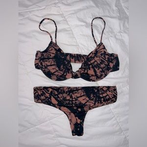 Large (L) Mai Underwear Seamless Tye Dye Bikini Top and Bottom
